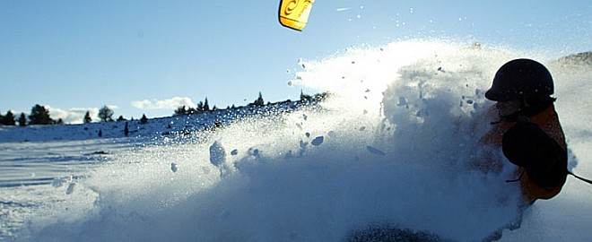 snowkiting - lyže a padak/kite